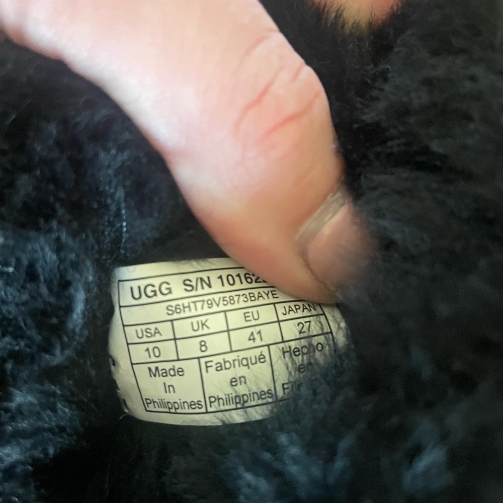 UGG Bailey Button Boots - Black, Size 10 - Picture 5 of 8